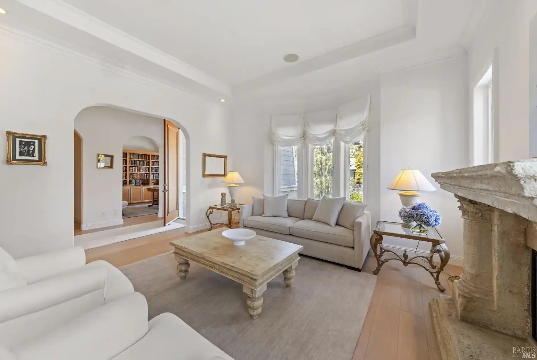 Paradise Cay Enclave – image 4